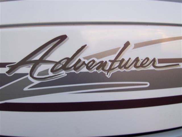 2004 Winnebago Adventurer